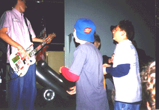 Josh rawking for the kids